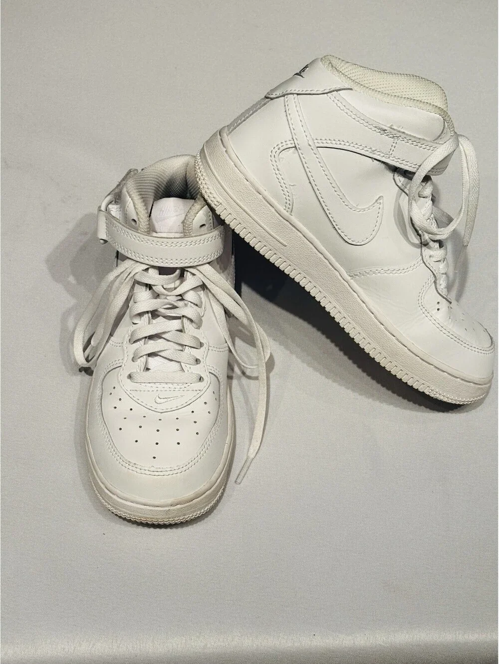 Nike Air Force 1 Youth Size 2White High-Top Sneakers